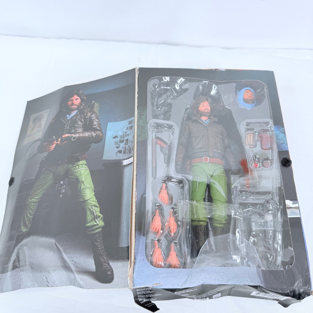NECA The Thing Ultimate RJ MacReady Outpost 31 7 Inch Action Figure 04901
